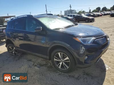 2017 TOYOTA RAV4 XLE, фото 4