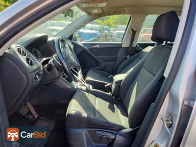 2015 VOLKSWAGEN TIGUAN S, фото 7