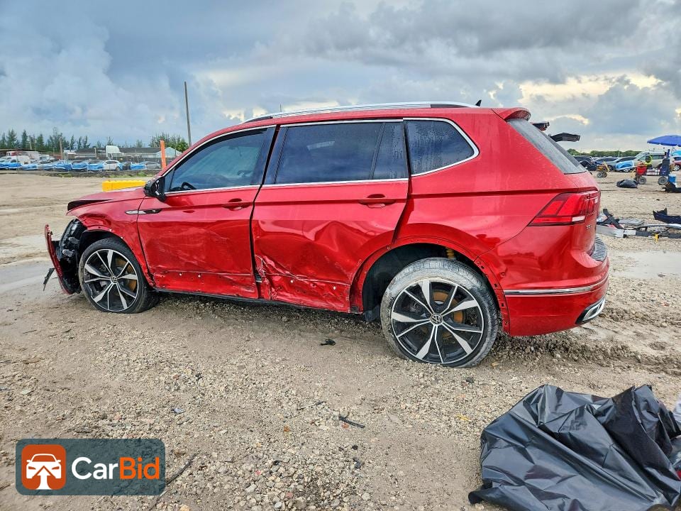 2024 VOLKSWAGEN TIGUAN SEL R-LINE BLACK, фото 2