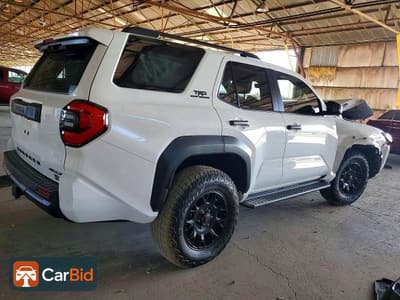2025 TOYOTA 4RUNNER TRD OFF ROAD, photo 3
