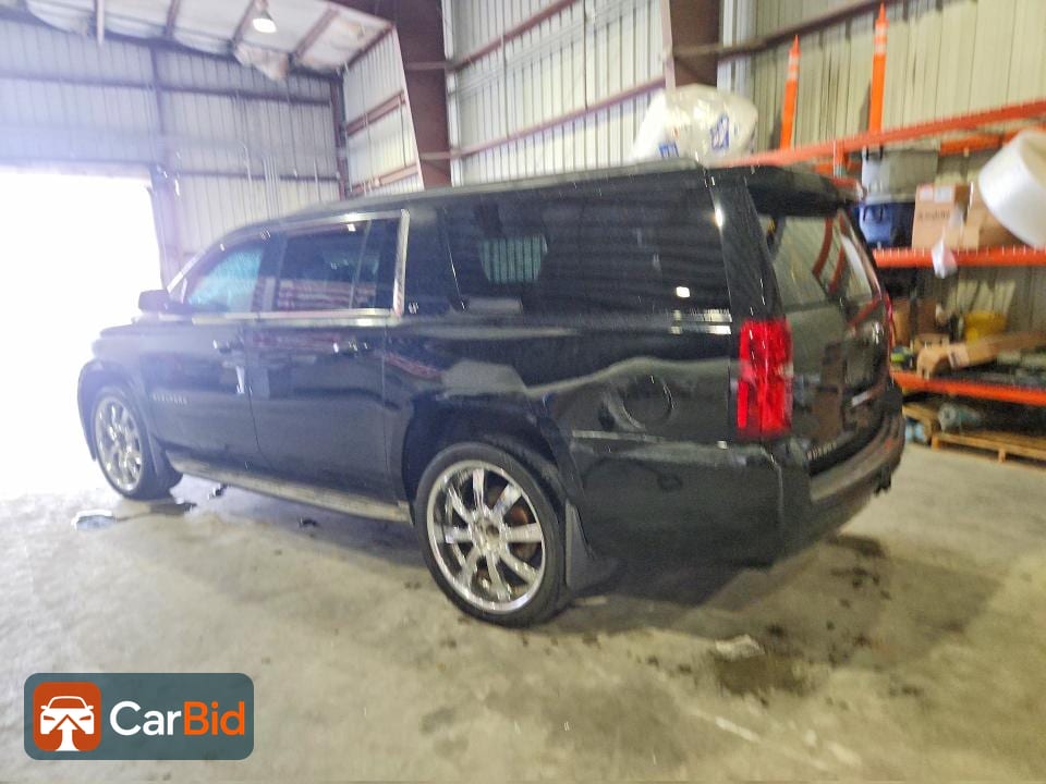 2015 CHEVROLET SUBURBAN C1500 LT, photo 2