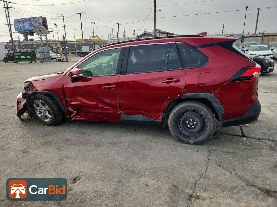 2024 TOYOTA RAV4 LE, фото 2