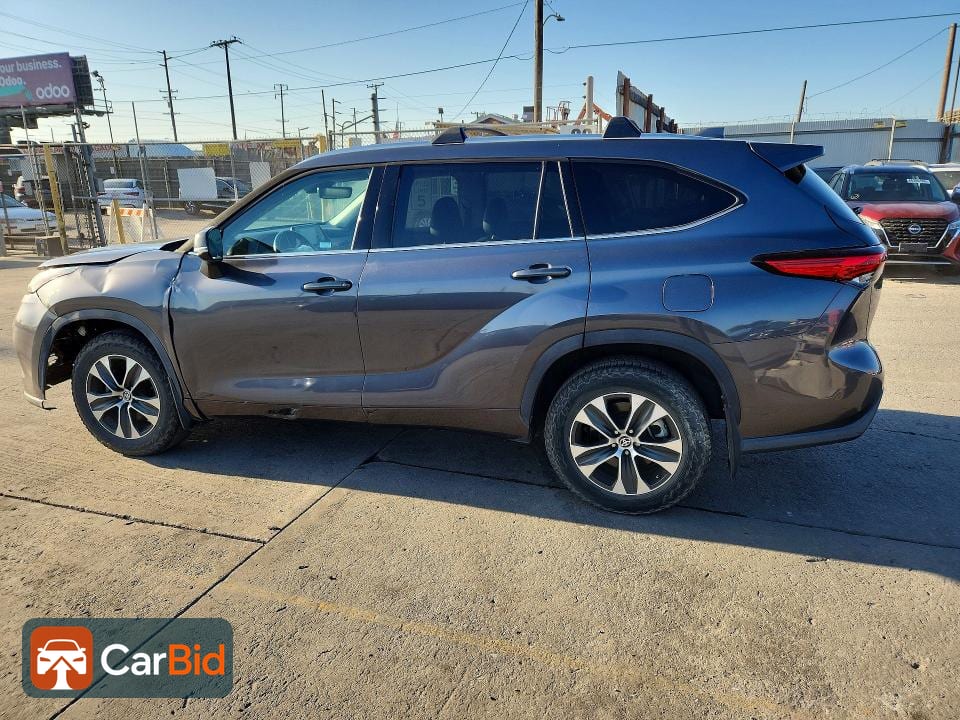 2020 TOYOTA HIGHLANDER XLE, фото 2