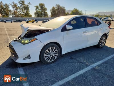 2019 TOYOTA COROLLA XLE, фото 1
