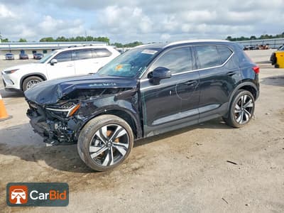 2025 VOLVO XC40 PLUS‌, фото 1