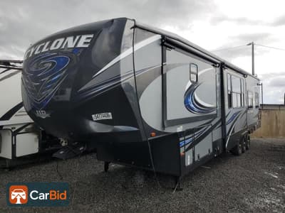 2016 HEARTLAND CYCLONE, фото 2