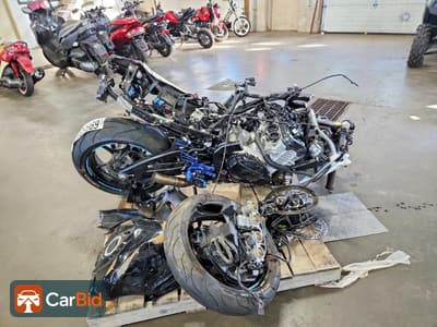 2024 SUZUKI GSX-R1000​, фото 1