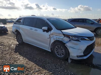 2022 TOYOTA SIENNA XLE, фото 4