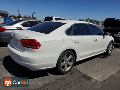 2015 VOLKSWAGEN PASSAT S, фото 3