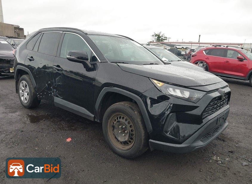 2020 TOYOTA RAV4 LE, фото 1