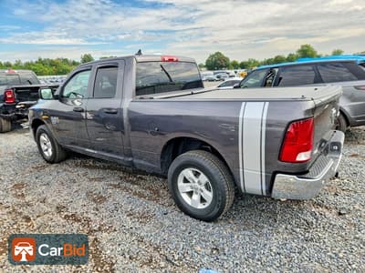 2023 RAM 1500 CLASSIC TRADESMAN, фото 2