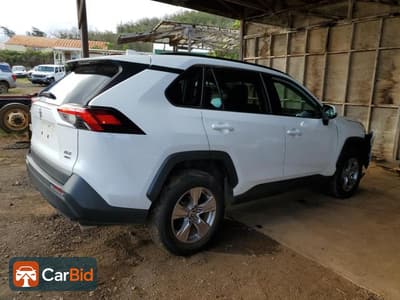 2022 TOYOTA RAV4 XLE, фото 3
