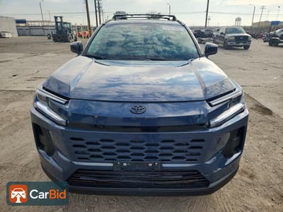 2026 TOYOTA RAV4 XLE PREMIUM, фото 5