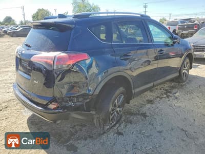 2017 TOYOTA RAV4 XLE, фото 3