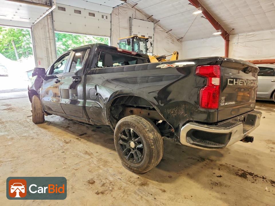 2023 CHEVROLET SILVERADO K1500 LT-L, фото 2
