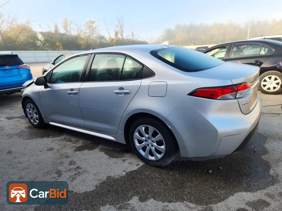 2024 TOYOTA COROLLA LE, фото 2