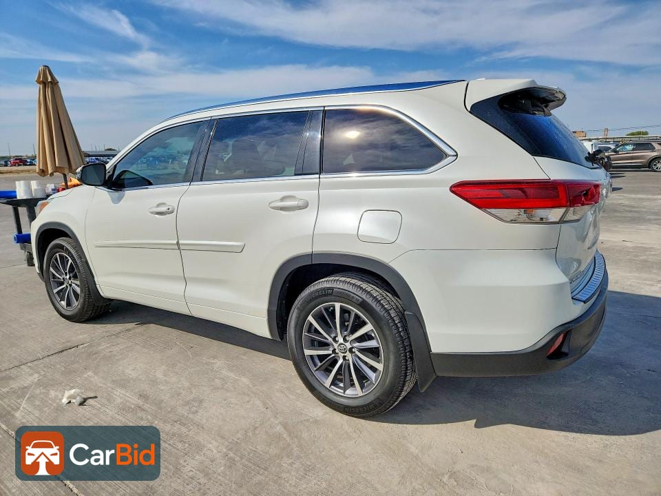 2018 TOYOTA HIGHLANDER XLE, фото 2
