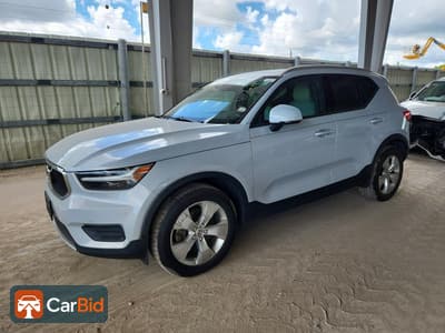 2020 VOLVO XC40 T4 MOMENTUM, ფოტო 1