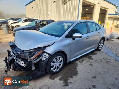 2024 TOYOTA COROLLA LE, фото 1