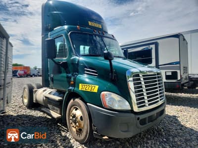 2018 FREIGHTLINER CASCADIA 113, фото 1