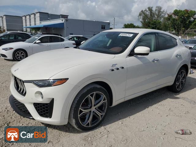 2022 MASERATI LEVANTE BASE, фото 1