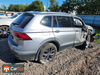 2023 VOLKSWAGEN TIGUAN SE, фото 3