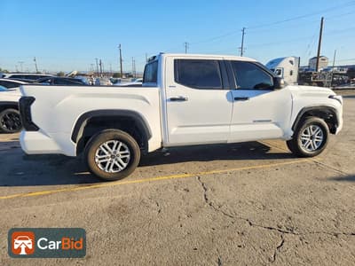 2024 TOYOTA TUNDRA SR5, фото 3