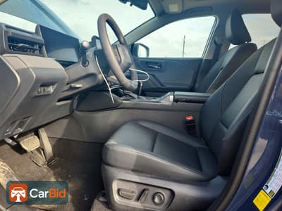 2026 TOYOTA RAV4 XLE PREMIUM, фото 7