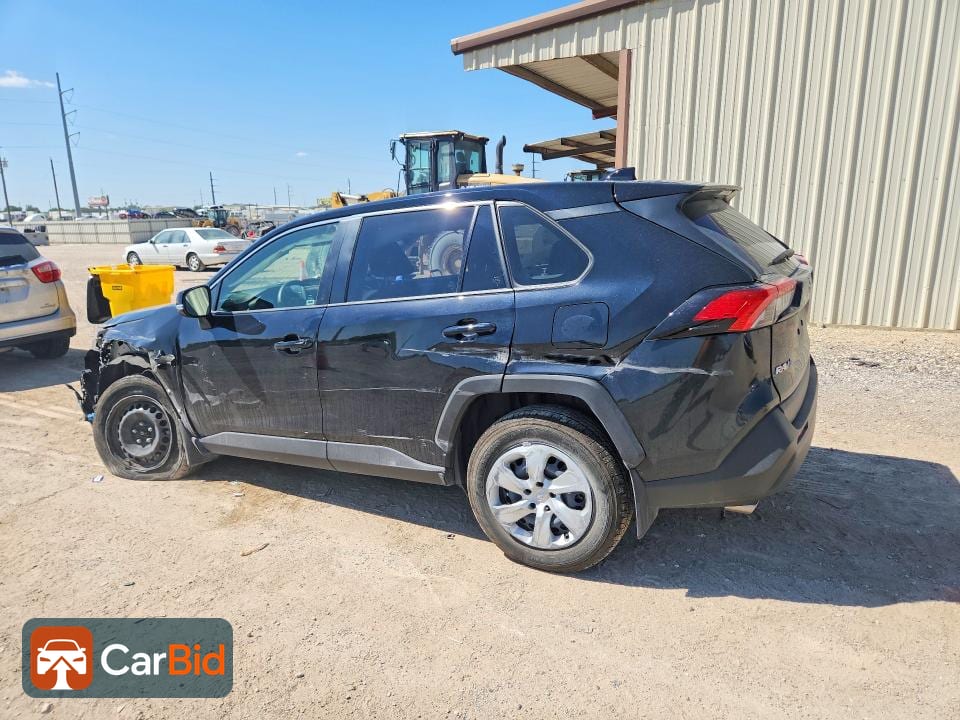 2025 TOYOTA RAV4 LE, photo 2