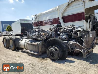 2015 FREIGHTLINER CASCADIA 125 SEMI TRUCK‌, фото 1