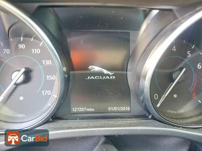 2019 JAGUAR XE, фото 9