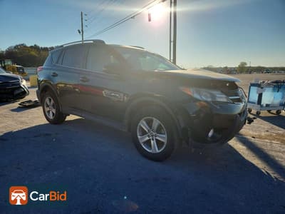 2015 TOYOTA RAV4 XLE, фото 4