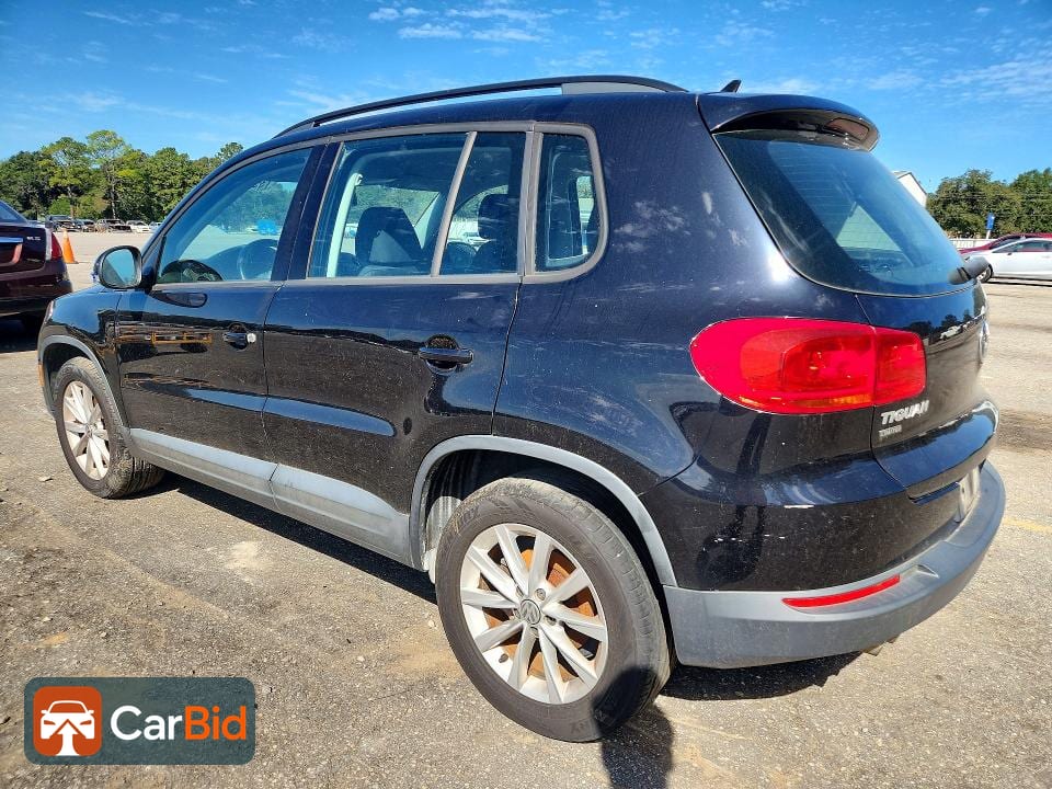 2017 VOLKSWAGEN TIGUAN S, фото 2