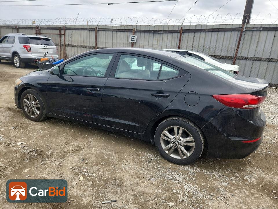 2017 HYUNDAI ELANTRA SE, фото 2
