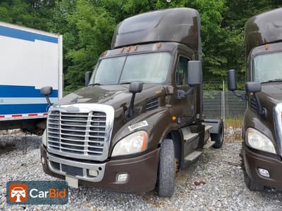 2017 FREIGHTLINER CASCADIA 113‌, фото 1