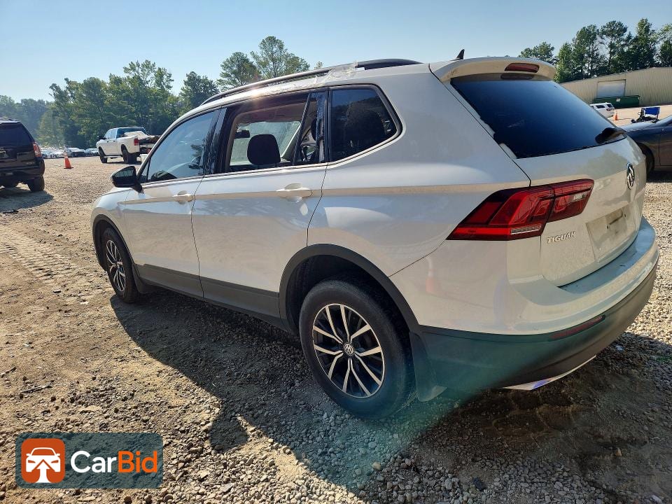 2021 VOLKSWAGEN TIGUAN S, фото 2