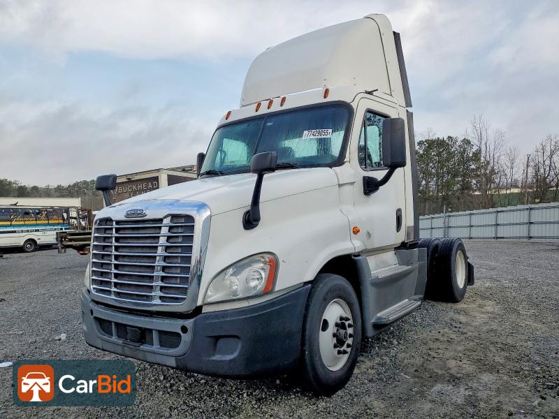 2016 FREIGHTLINER CASCADIA 1, фото 2