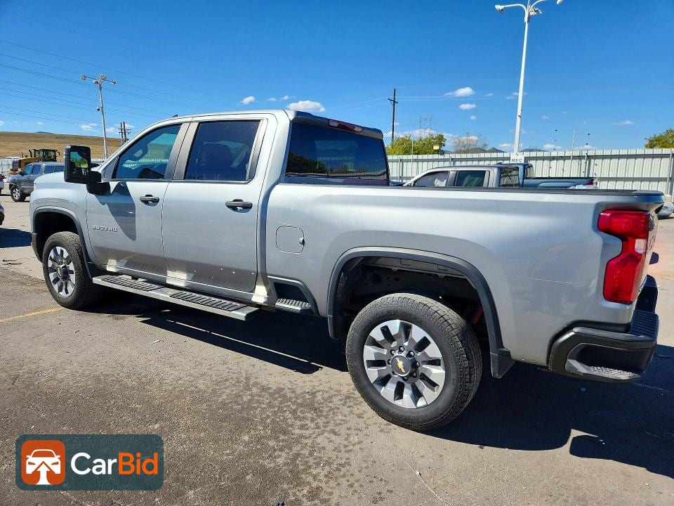 2024 CHEVROLET SILVERADO K2500 CUSTOM, фото 2