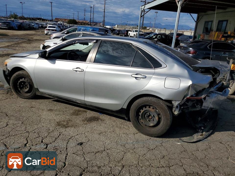 2017 TOYOTA CAMRY LE, фото 2