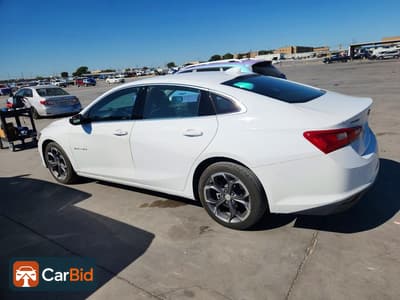 2023 CHEVROLET MALIBU LT, фото 2