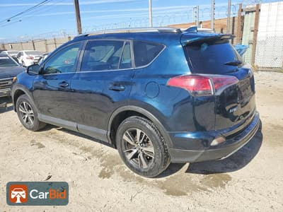 2017 TOYOTA RAV4 XLE, фото 2