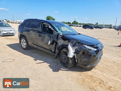 2025 TOYOTA RAV4 LE, photo 4