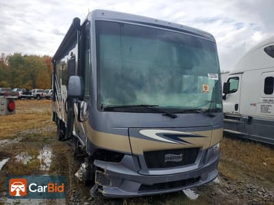 2021 FORD F53, photo 1
