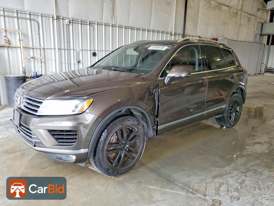 2015 VOLKSWAGEN TOUAREG V6, фото 1