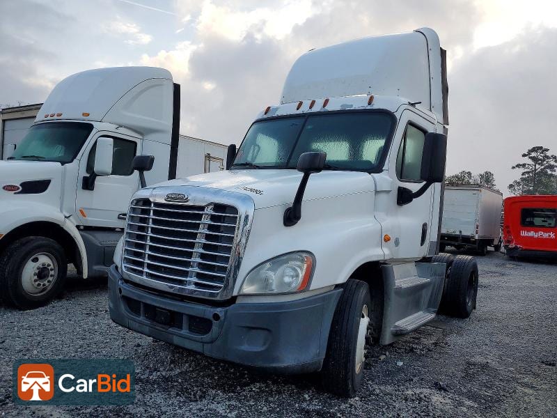 2016 FREIGHTLINER CASCADIA 1, ფოტო 2