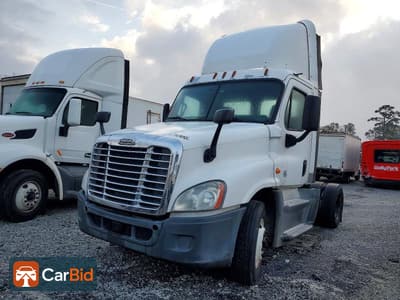 2016 FREIGHTLINER CASCADIA 1, ფოტო 2