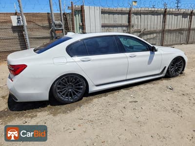 2016 BMW 750 XI, фото 3