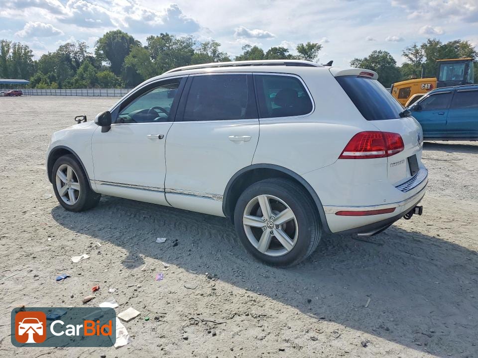 2015 VOLKSWAGEN TOUAREG HYBRID, фото 2