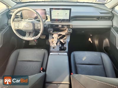 2026 TOYOTA RAV4 XLE PREMIUM, фото 8