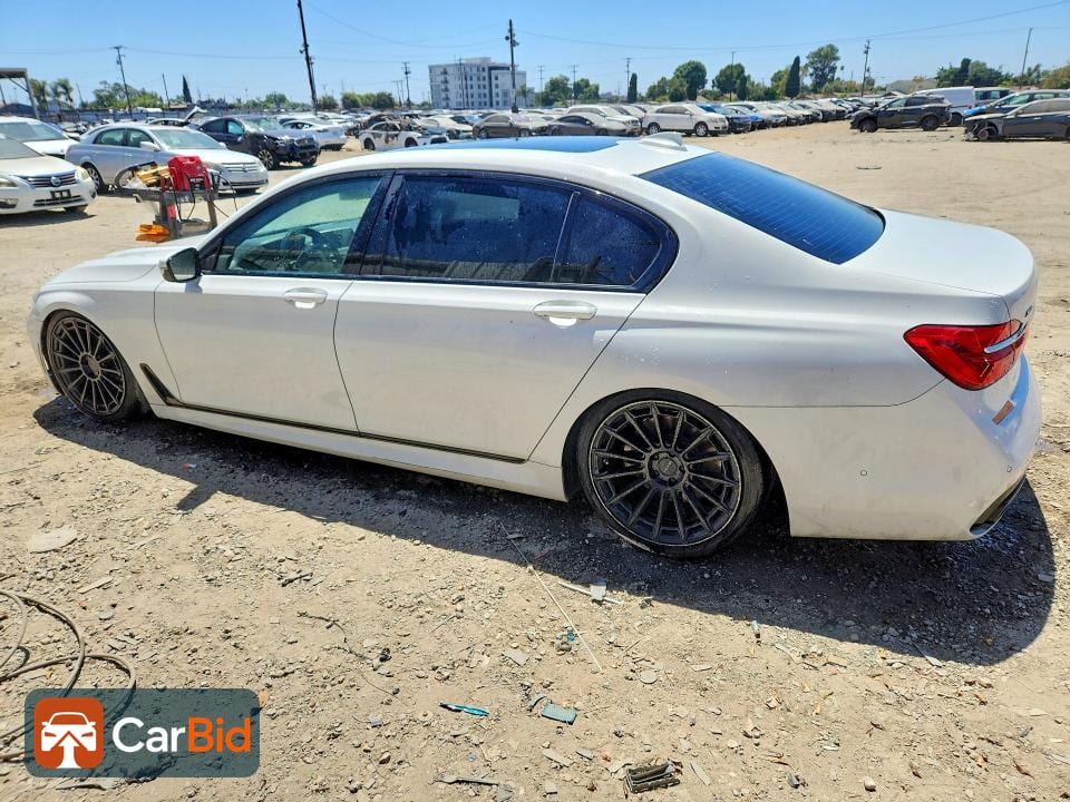 2016 BMW 750 XI, фото 2